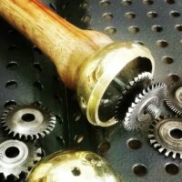 Marcadores De Costura Ruleta Con Guia Y Guardamoletas De Bronce